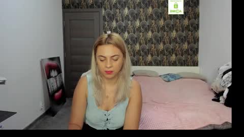 Snapshot of carlastacefun chatting on 11-21-25, 06:56 CarlaStaceFun online show from 11-21-25, 06:56