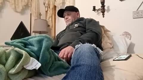 carldhammers online show from 12-19-25, 12:50