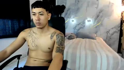 Snapshot of carlitosex09 chatting on 07-17-26, 03:18 master online show from 07-17-26, 03:18