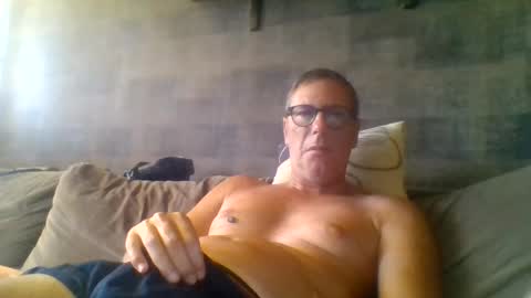 Snapshot of carlonebraska112233 chatting on 07-14-26, 10:21 carlonebraska112233 online show from 07-14-26, 10:21