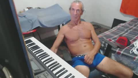 carlos online show from 03-29-26, 05:07