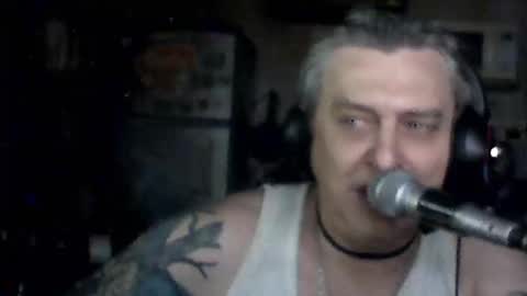 carlos712009 online show from 04-23-26, 06:14