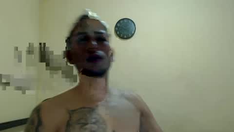 carlossmi01 online show from 02-18-25, 08:47