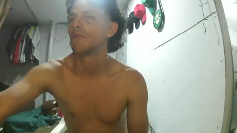 carlossxx96 online show from 06-24-26, 05:50