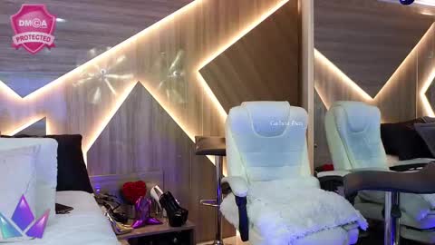 Carla Carla  I am sensual goddes and i was born for loveworshipping and enjoyment. online show from 03-09-25, 10:19