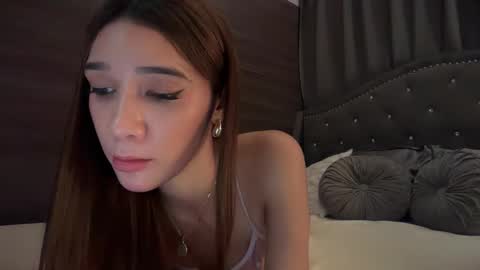 Carlotta online show from 11-05-25, 11:43