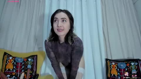 Snapshot of carly_grasso chatting on 06-21-26, 04:15 carly grasso online show from 06-21-26, 04:15