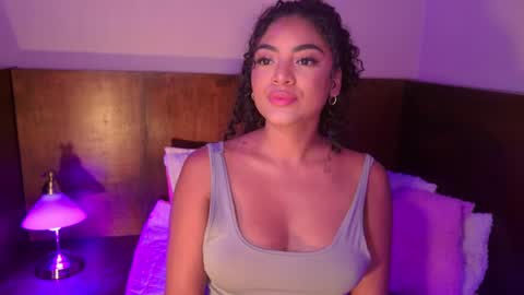 Snapshot of carly_monroe_ chatting on 10-07-25, 11:35 Carly Monroe  online show from 10-07-25, 11:35