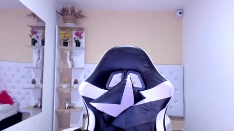 carly_zion online show from 12-21-24, 10:51