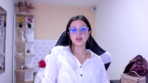 carly_zion online show from 12-22-24, 07:52