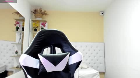 carly_zion online show from 01-09-25, 10:09