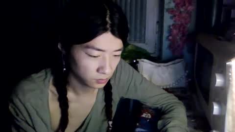 CarlyJoy online show from 11-28-25, 05:04