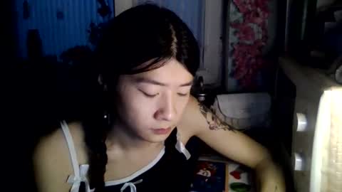 CarlyJoy online show from 04-04-26, 02:03