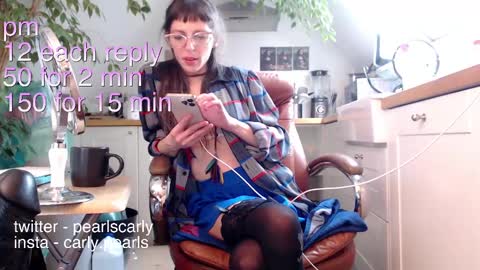 Carly Pearls online show from 01-20-25, 12:39