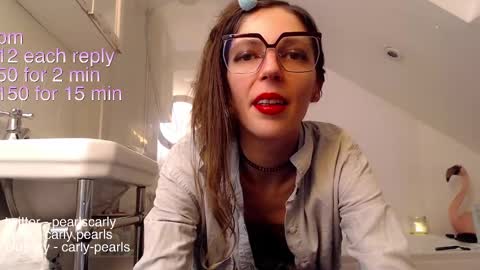 Carly Pearls online show from 02-08-25, 10:40