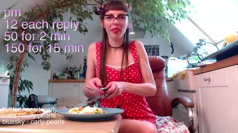 Carly Pearls online show from 02-09-25, 10:53