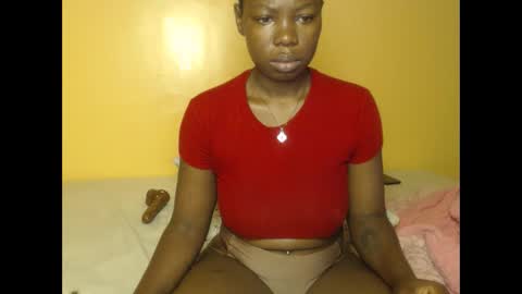 Snapshot of carlyscoop chatting on 03-30-26, 10:05 carlyscoop online show from 03-30-26, 10:05