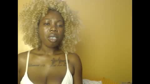 Snapshot of carlyscoop chatting on 04-02-26, 07:55 carlyscoop online show from 04-02-26, 07:55