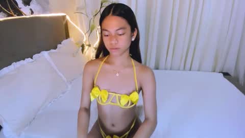 Snapshot of carmella_amethyst chatting on 02-03-26, 04:43 CARMELLA online show from 02-03-26, 04:43