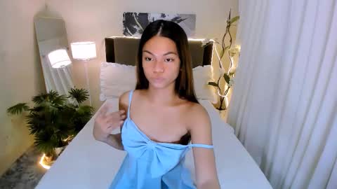 Snapshot of carmella_amethyst chatting on 02-15-26, 12:47 CARMELLA online show from 02-15-26, 12:47