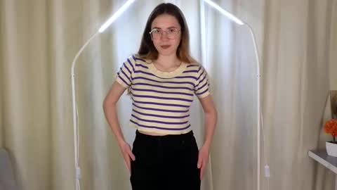 Abigail online show from 12-20-25, 04:14