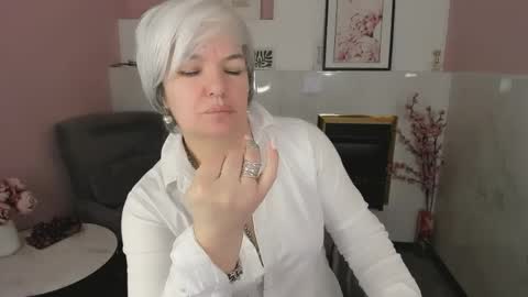 Carmen online show from 04-20-26, 09:01