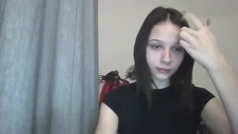 Snapshot of carmenxamore chatting on 11-18-25, 07:13 CarmenxAmore online show from 11-18-25, 07:13