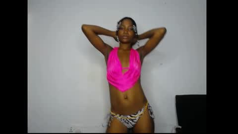 Snapshot of carobaby8 chatting on 05-14-26, 05:09 caroline online show from 05-14-26, 05:09