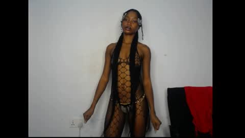 Snapshot of carobaby8 chatting on 05-23-26, 04:18 caroline online show from 05-23-26, 04:18