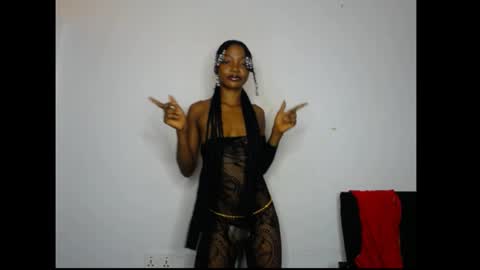 Snapshot of carobaby8 chatting on 05-30-26, 04:20 caroline online show from 05-30-26, 04:20