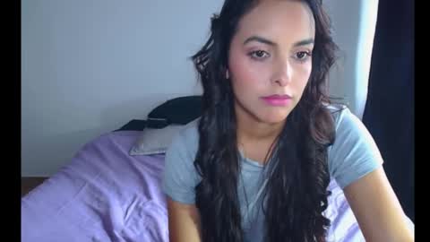 Snapshot of carog1 chatting on 11-23-25, 05:57 Carol online show from 11-23-25, 05:57