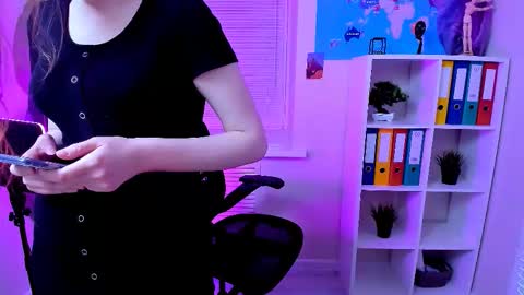 Carol online show from 10-17-25, 11:29