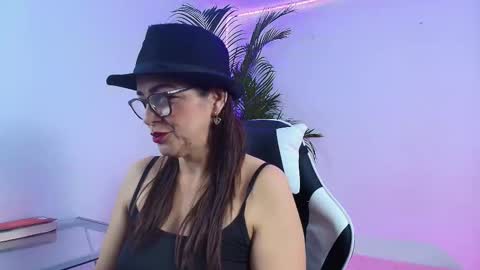 CAROL online show from 10-03-25, 10:23