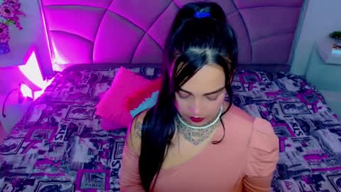 Snapshot of carolaine01 chatting on 09-09-25, 11:37 Carolaine01 online show from 09-09-25, 11:37