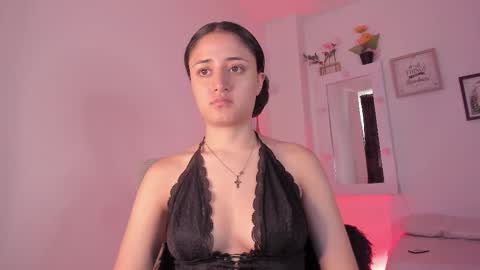 Snapshot of caroliine__ chatting on 09-11-25, 03:56 Caroline online show from 09-11-25, 03:56