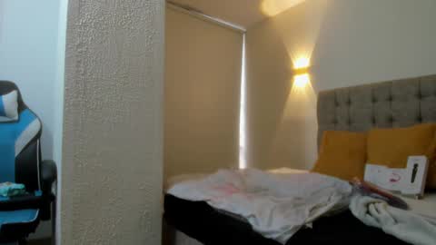 Carolina online show from 10-06-25, 12:24