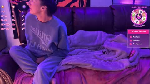 Snapshot of carolina_kink chatting on 01-13-26, 07:13 Carolina Kink online show from 01-13-26, 07:13