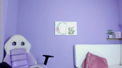 Snapshot of carolina_latinlady chatting on 03-01-25, 12:07 Carolina online show from 03-01-25, 12:07