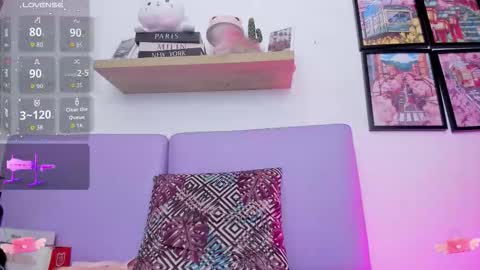 Snapshot of carolina_latinlady chatting on 09-09-25, 01:05 Carolina online show from 09-09-25, 01:05