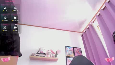 Snapshot of carolina_latinlady chatting on 10-16-25, 05:47 Carolina online show from 10-16-25, 05:47