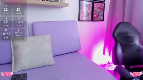 Snapshot of carolina_latinlady chatting on 10-23-25, 08:18 Carolina online show from 10-23-25, 08:18