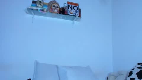 CarolinaM online show from 11-01-25, 03:58