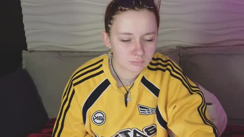 Mira online show from 01-23-25, 05:24