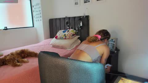 carolina_zaens online show from 10-08-25, 06:49