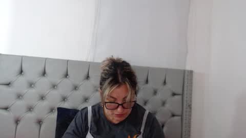 Carolina online show from 02-12-25, 10:26