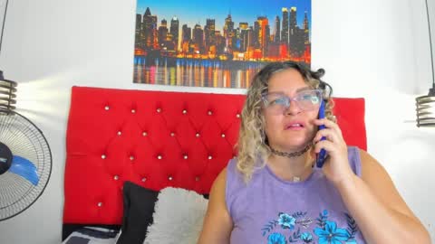 Carolina online show from 04-05-26, 12:24