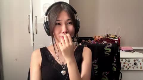 Snapshot of carolinadalegowski chatting on 08-05-26, 09:34 LIl online show from 08-05-26, 09:34