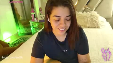 caroline online show from 04-01-26, 05:19