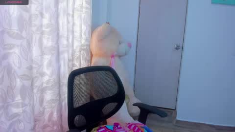 Carolina online show from 04-27-26, 02:59