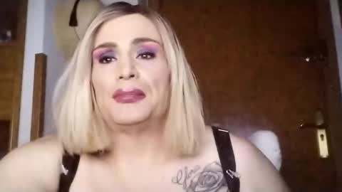 Snapshot of carolinasexdoll1980 chatting on 02-20-26, 03:14 carolinasexdoll1980 online show from 02-20-26, 03:14